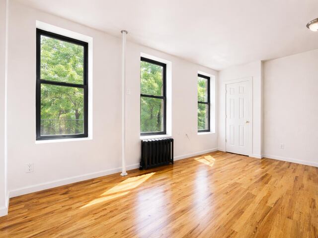Studio at 401 East 68th Street