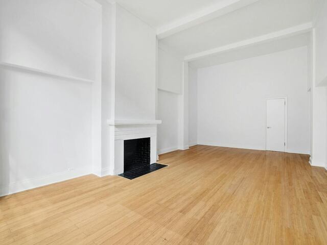 Studio at The Beaux Arts: 307 East 44th