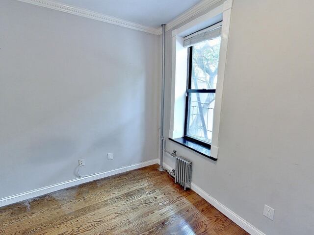 1-Bedroom at 325 East 5th Street
