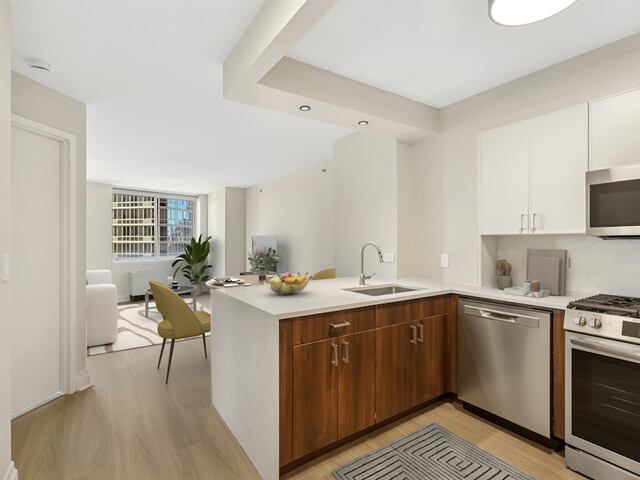 2-Bedroom at The Capitol