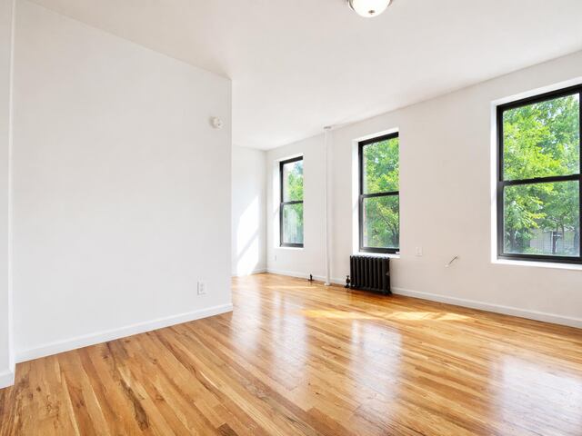Studio at 401 East 68th Street