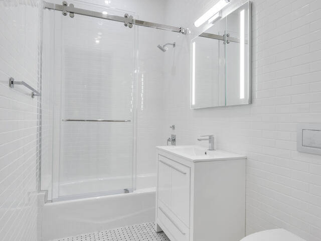 3-Bedroom at 121 Madison Avenue