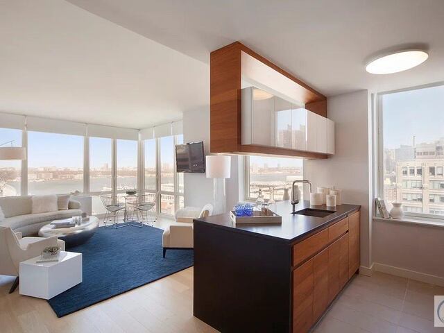 2-Bedroom at Gotham West