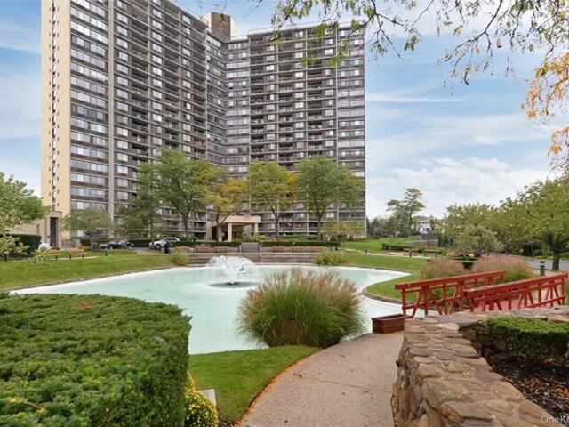 2-Bedroom at 1 Bay Club Drive