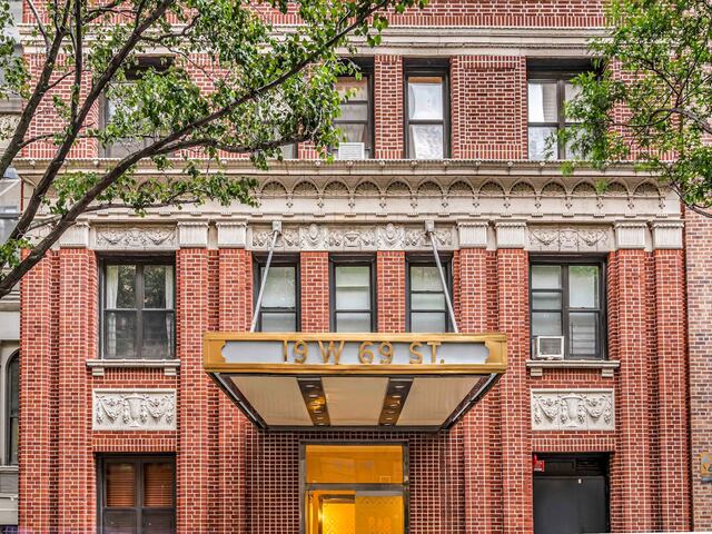 1-Bedroom at 19 West 69th Street
