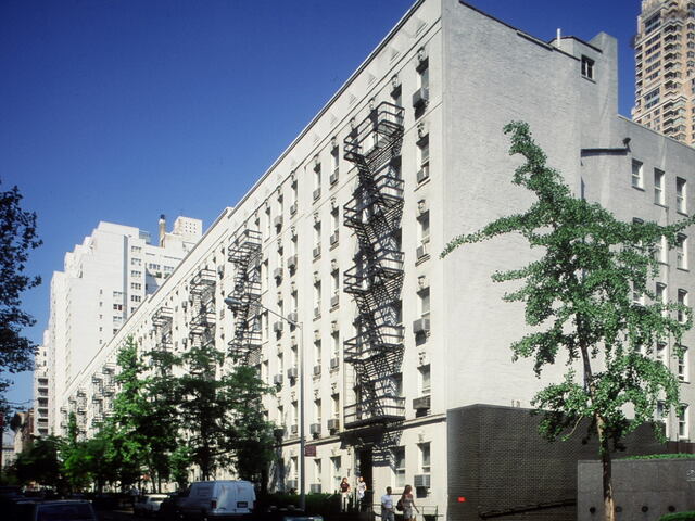 1-Bedroom at Manhattan East: 219 East 66th
