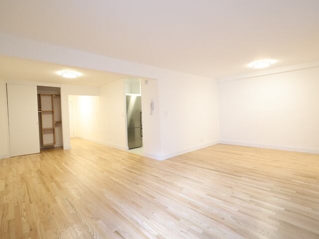 1-Bedroom at Lexington Towers