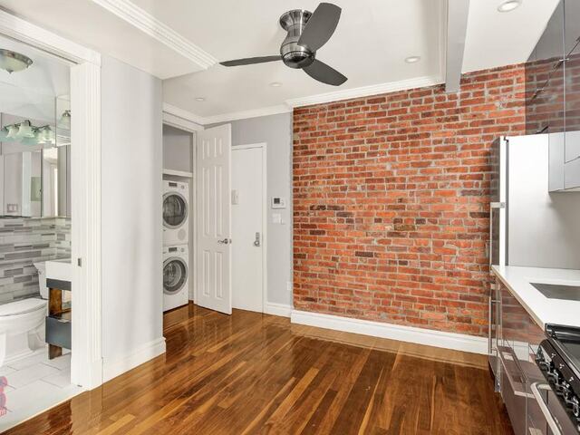2-Bedroom at 1590 Lexington Avenue
