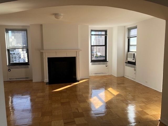 1-Bedroom at Towne House