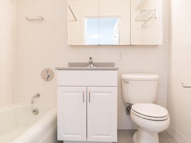 2-Bedroom at Kips Bay Court : 480 Second Ave