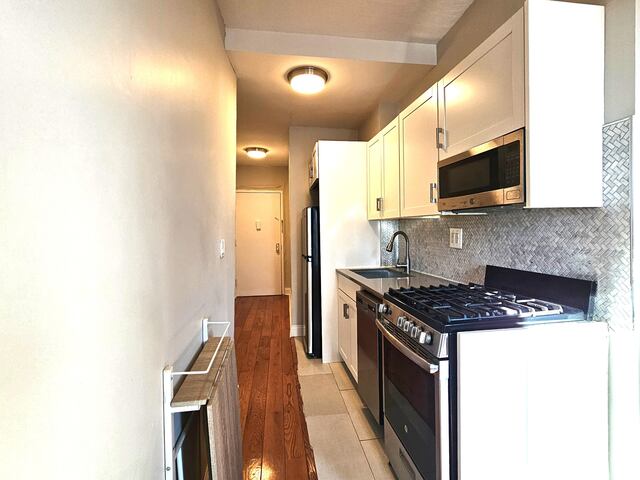 Studio at 515 West 168th Street