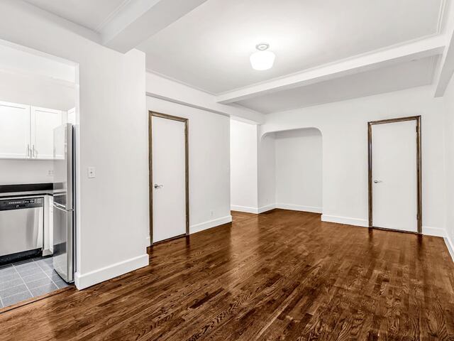 1-Bedroom at 24 Fifth Avenue