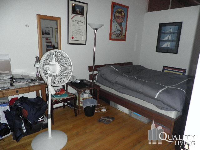 4-Bedroom at 579 Broadway