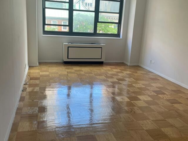 1-Bedroom at Wellesley