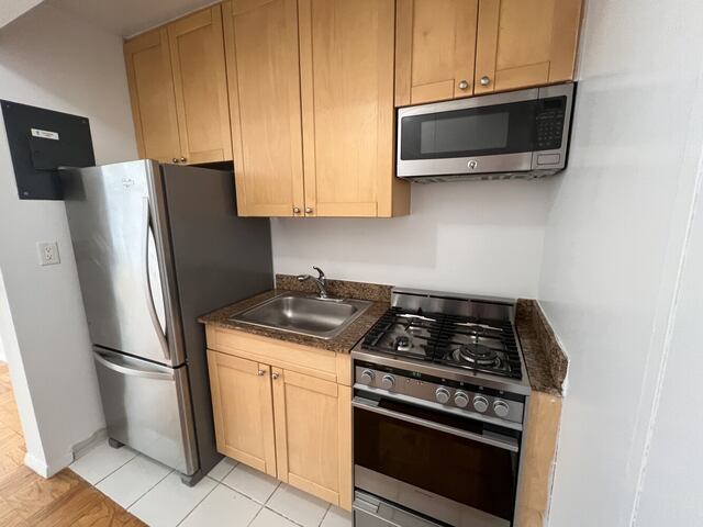 Studio at The Murray Hill