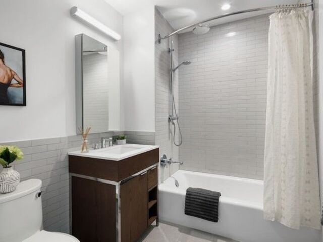 2-Bedroom at House39
