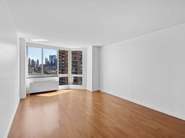 1-Bedroom at 420 West 42nd Street