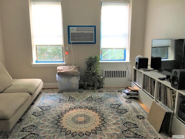 Studio at 328 East 74th Street