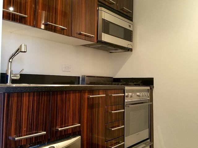 1-Bedroom at 67 Wall Street