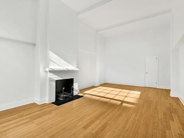 Studio at The Beaux Arts: 307 East 44th