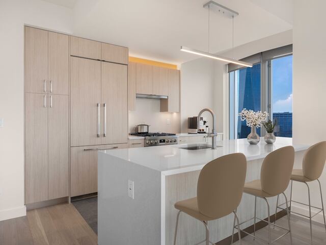 3-Bedroom at New York by Gehry