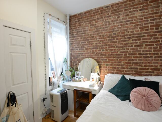 2-Bedroom at 807 Saint Johns Place