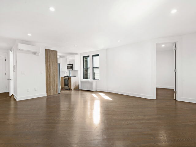 3-Bedroom at 226 East 70th Street