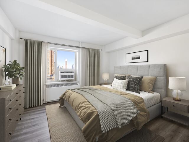 2-Bedroom at Stuyvesant Town: 522-526 East 20th