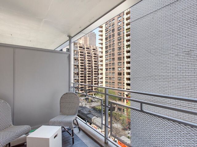 2-Bedroom at Yorkshire Towers