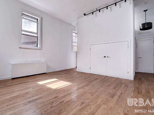 Studio at 123 Bank Street