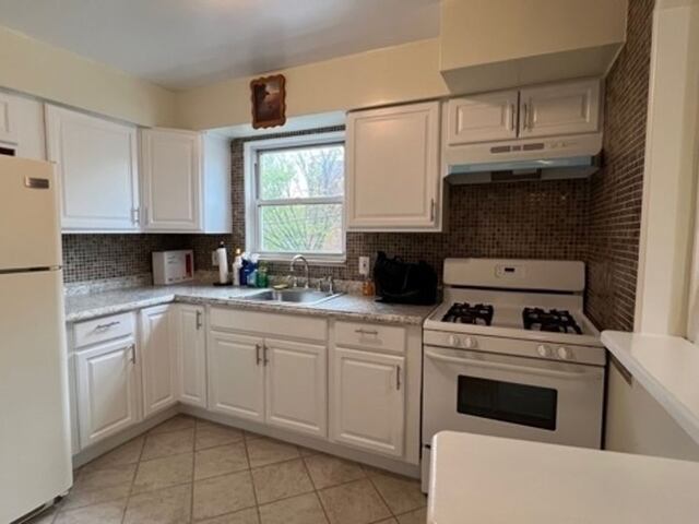 2-Bedroom at 8802 Avenue J