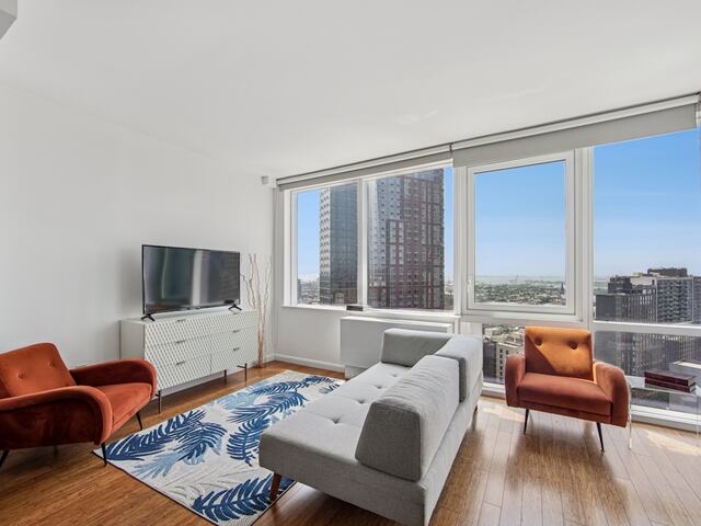 Studio at 66 Rockwell Place