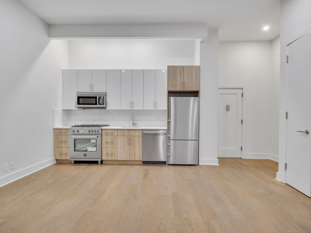 3-Bedroom at 121 Madison Avenue
