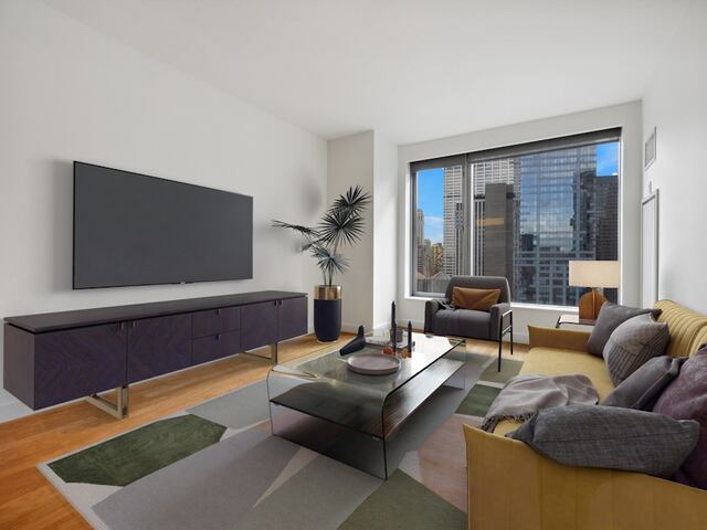 1-Bedroom at New York by Gehry