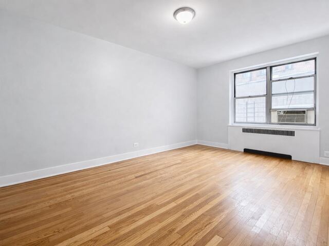 1-Bedroom at 100 Bennett Avenue