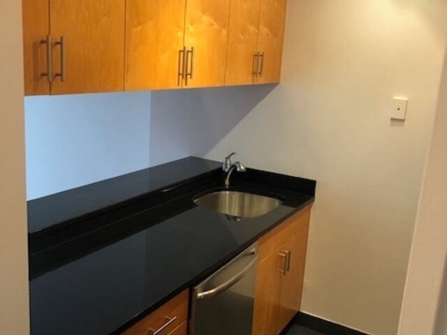 1-Bedroom at Wellesley