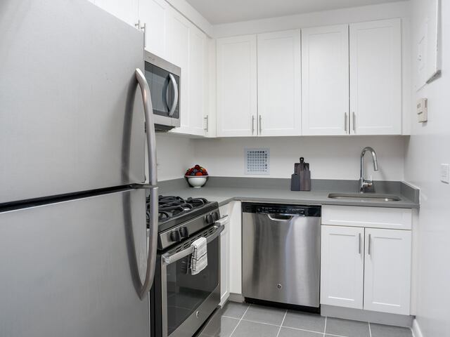 1-Bedroom at Gateway: 375 South End
