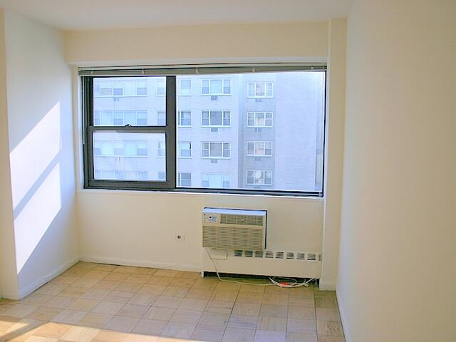 1-Bedroom at Ambassador East
