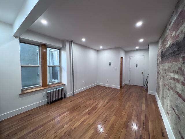 1-Bedroom at 175 Pinehurst Avenue