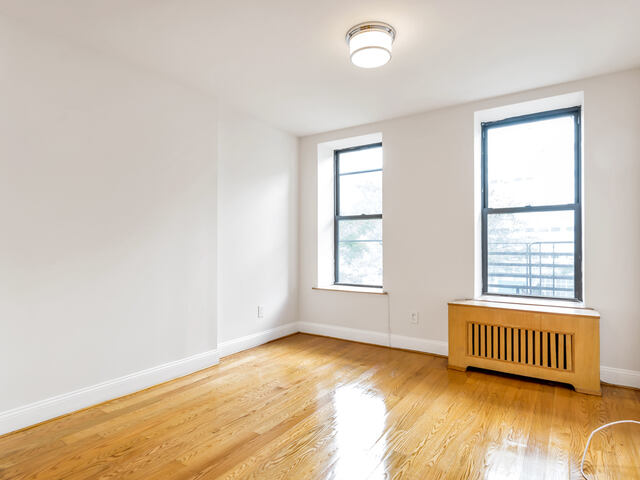 1-Bedroom at 426 West 49th Street