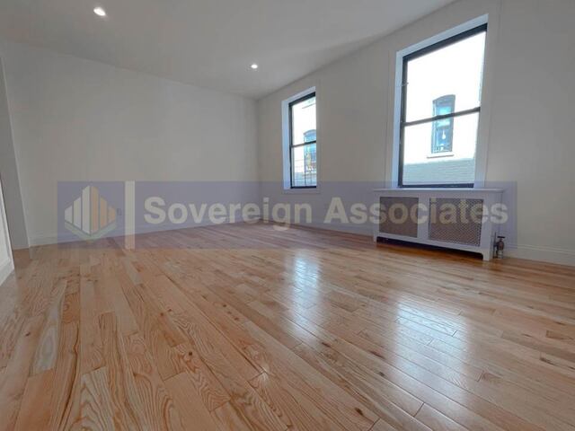 4-Bedroom at 250 Fort Washington Avenue