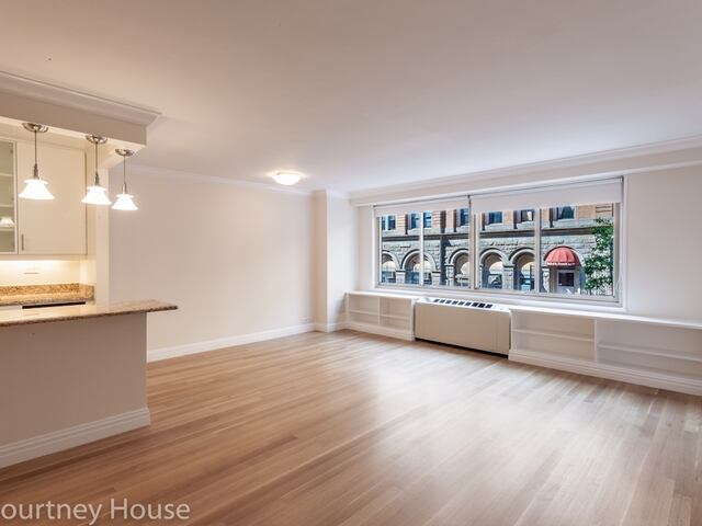 1-Bedroom at The Courtney House