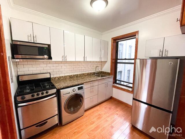 3-Bedroom at 171 East 101th Street