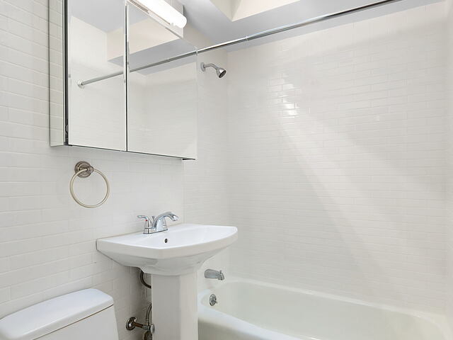 1-Bedroom at 426 West 49th Street