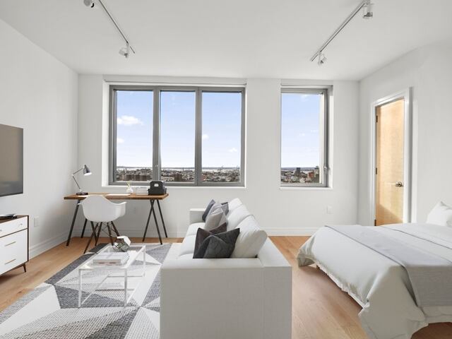 Studio at 300 Ashland Place