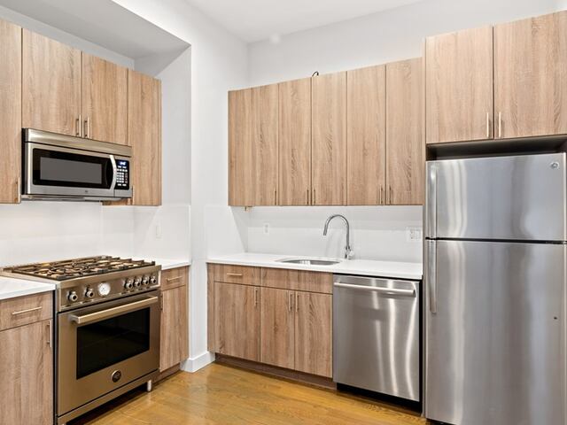3-Bedroom at 121 Madison Avenue