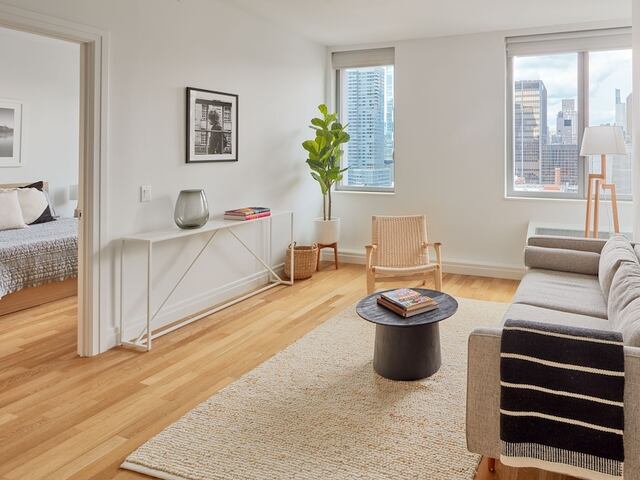 1-Bedroom at Mercedes House