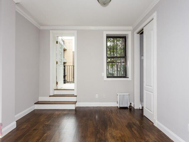 1-Bedroom at 697 Tenth Avenue