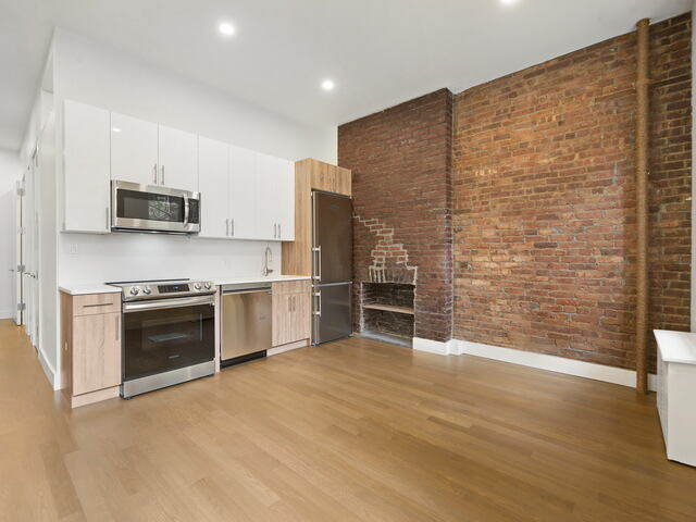 3-Bedroom at 122 East 27th Street