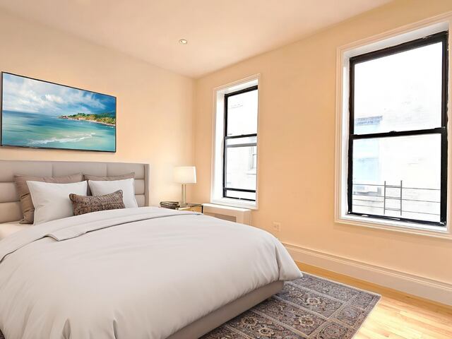 2-Bedroom at 250 Fort Washington Avenue